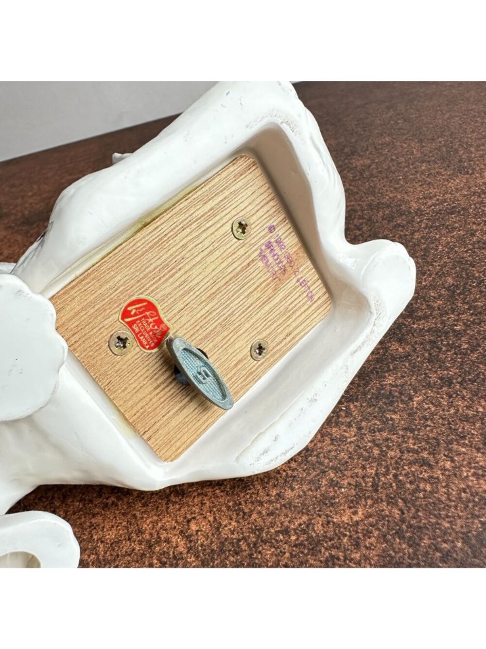 Lefton White Cat Music Box Ceramic Plays Memory from Cats Vintage 1992 - Picture 12 of 12